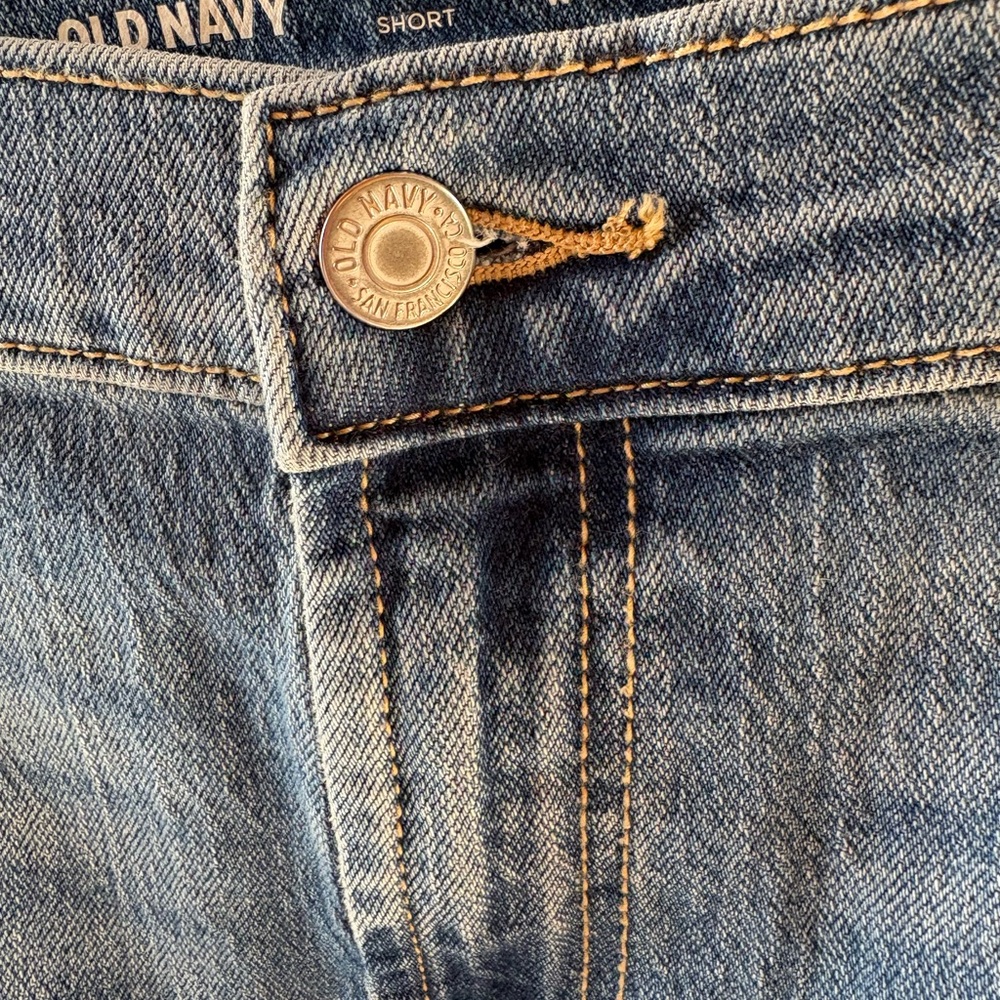 Women’s Old Navy Wow Boyfriend Blue Jeans - Picture 3 of 6